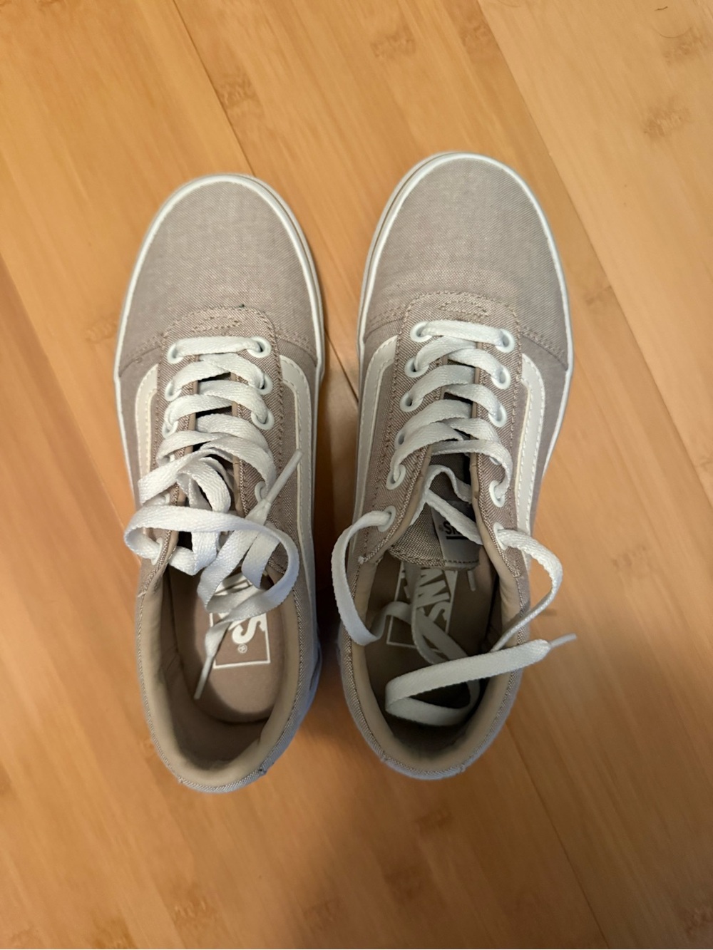 Vans Ward Lo Sneakers in Light Taupe and White